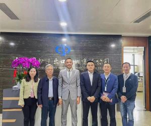 马来西亚驻广州总领事馆商务领事哈里斯到访华体会在线官网-华体会(中国)
